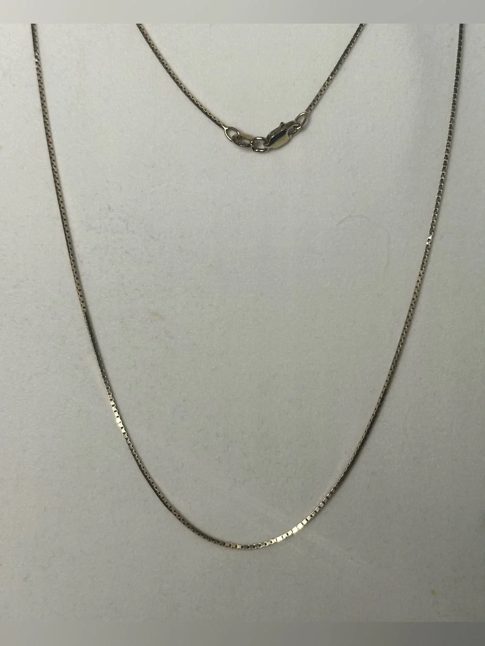 14K Gold Italy Box Chain Necklace 16